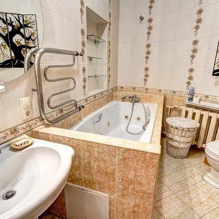 Riviera Apartment *