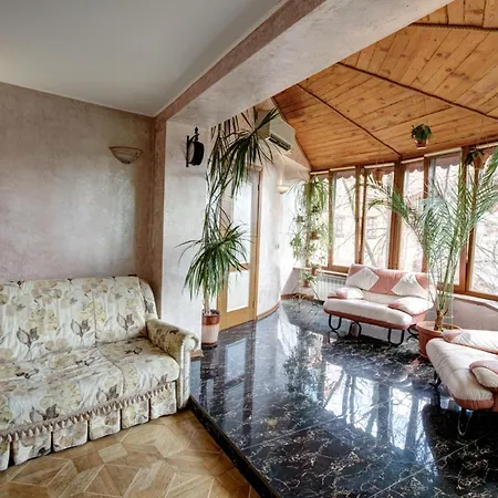 Daire Riviera Odessa